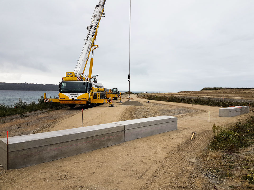 Amenagement d'un espace de promenade le long du polder de Brest